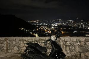 Beverly 500