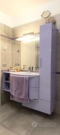 Mobile bagno lilla