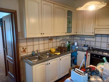 acquaio con piano in granito