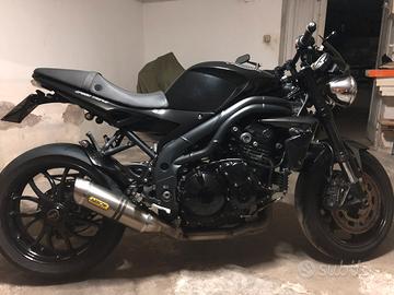 Triumph Speed triple 1050