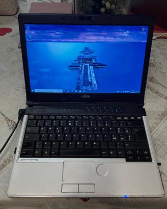 Lifebook Fujitsu S761