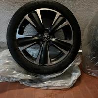 4 cerchi in lega 20 pollici Lexus