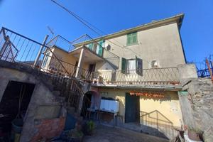 CASA INDIPENDENTE A BORZONASCA