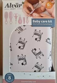 Astuccio kit per per la cura del bebè