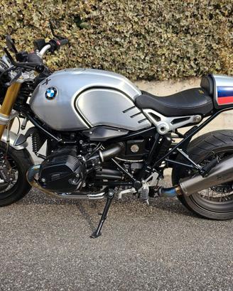 BMW R NINE T