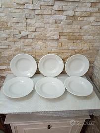 sei piatti fondi in porcellana Richard Ginori 