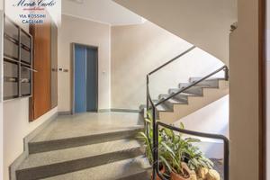 Via Rossini mq 160 con tre verande p.auto