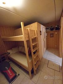 Letto castello + lettino ergonomico in abete