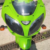 Kawasaki Ninja ZX-9 - 2004