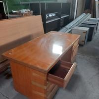 Scrivania legno da  ufficio 