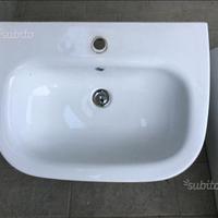 Lavabo in ceramica