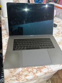 iPhone 13 Pro e MacBook Pro