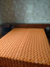 Letto matrimoniale noce massello prezzo trattabile