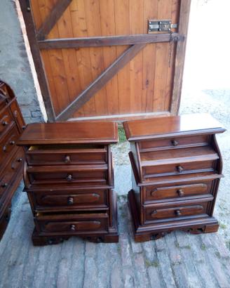 Coppia comodini in legno