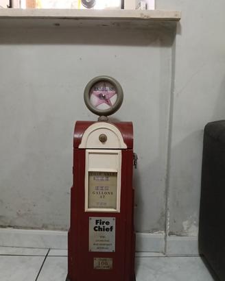 Distributore di Gasoline in legno 