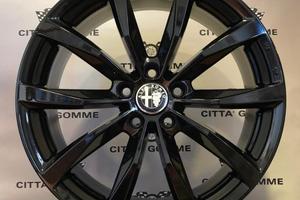 Cerchi in lega Alfa Romeo 147 156 GT da 17