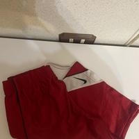 Pantaloncini Nike Rossi