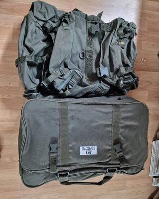 zaino tattico  militare  e sacco a pelo 