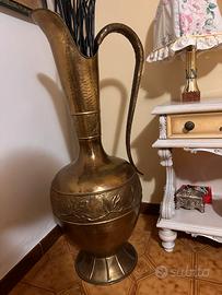 Anfora ottone vintage