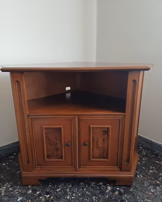 Mobile ad angolo in legno con ruote 