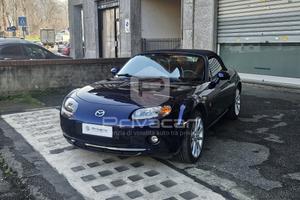 MAZDA MX-5 Roadster Coupé 2.0L Fire