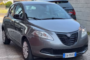 Lancia Ypsilon 1.2 GPL - Garanzia 12 Mesi