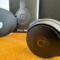 Beats Solo Pro