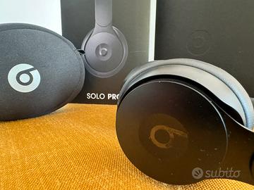 Beats Solo Pro