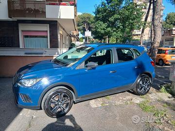 SEAT ARONA STYLE ADATTA A NEOPATENTATI
