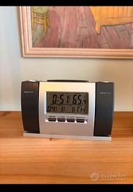 sveglia digitale con proiettore 