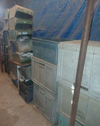 Contenitori in plastica