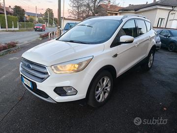 Ford Kuga 1.5 EcoBoost 120 CV S&S 2WD Titanium