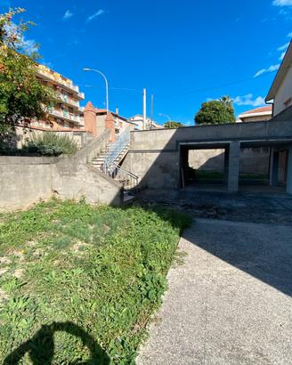 Appartamento con giardino rif.222