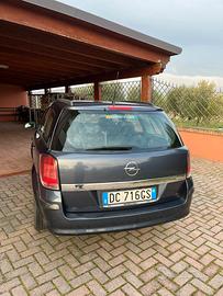 OPEL Astra 4ª serie - 2008