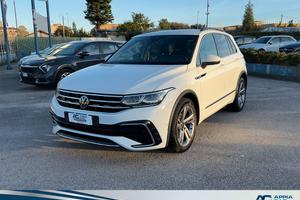 Volkswagen Tiguan 2.0 TDI 150 CV SCR DSG R-Line IN