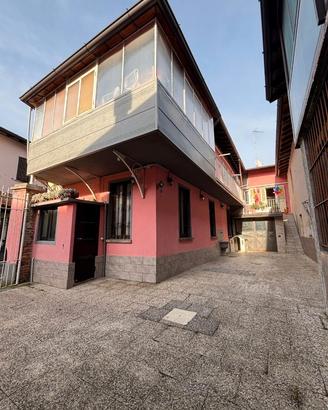 Porzione bifamiliare 1° piano a Lurate Caccivio