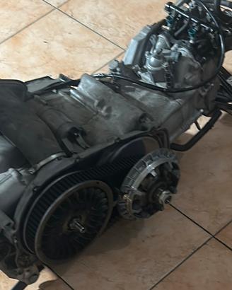 Ricambi motore t max 530