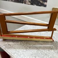 Gioco in legno a scivolo per biglie vintage