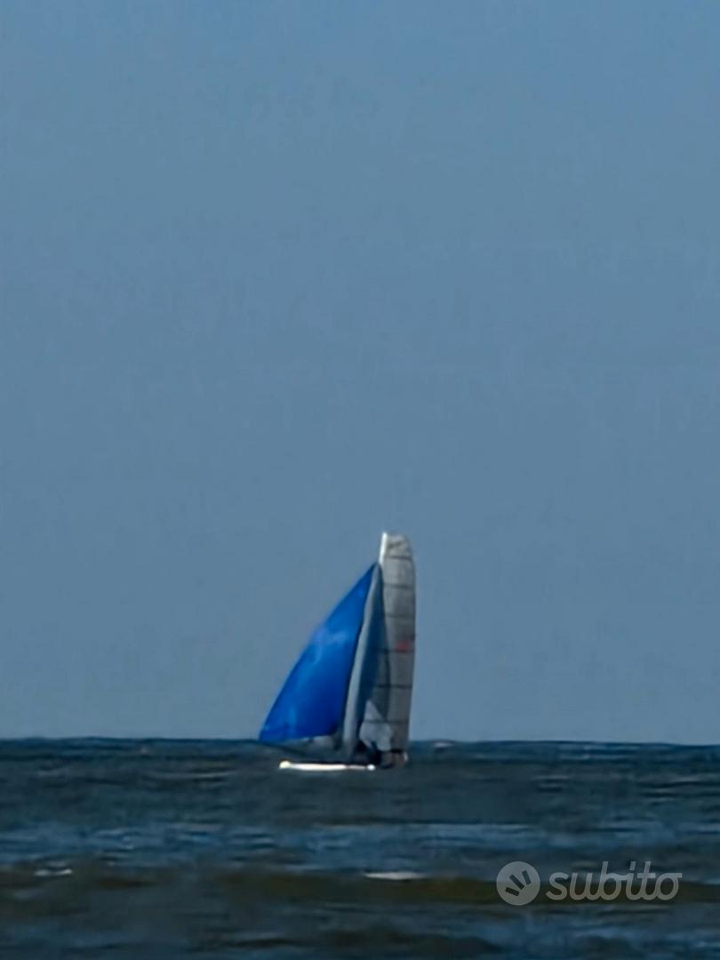 catamarano formula 18 usato