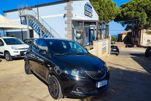Lancia Ypsilon 1.0 FireFly 5 porte S&S Hybrid Gold