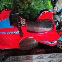 Quad  per bambini elettrico praticamente mai usato