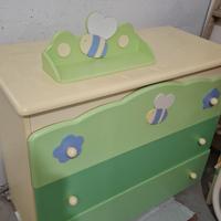 Mobile con cassettiera e mensola bambini