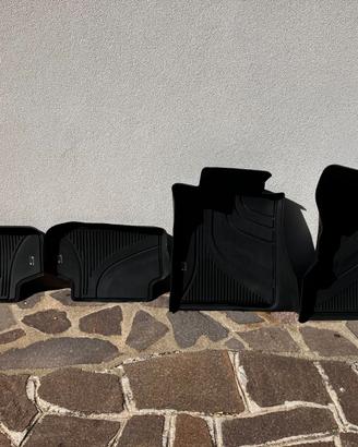 BMW serie 5 F11 G31 Tappetini Originali Silicone