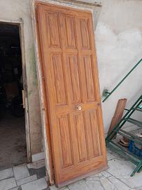 Portone in legno