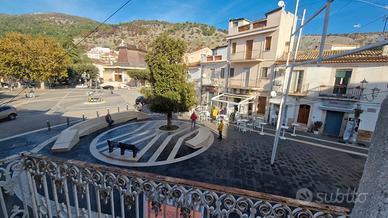 1°Piano e Mansarda in pieno centro