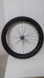 Cerchio Roval Traverse 27.5 con pneumatico 