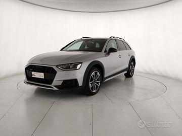 Audi A4 Allroad 40 2.0 tdi mhev Identity Contrast 
