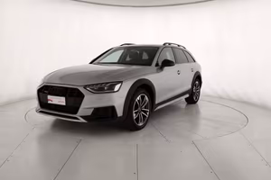 Audi A4 Allroad 40 2.0 tdi mhev Identity Contrast 