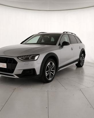 Audi A4 Allroad 40 2.0 tdi mhev Identity Contrast 