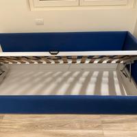 Letto singolo con contenitore in legno massello